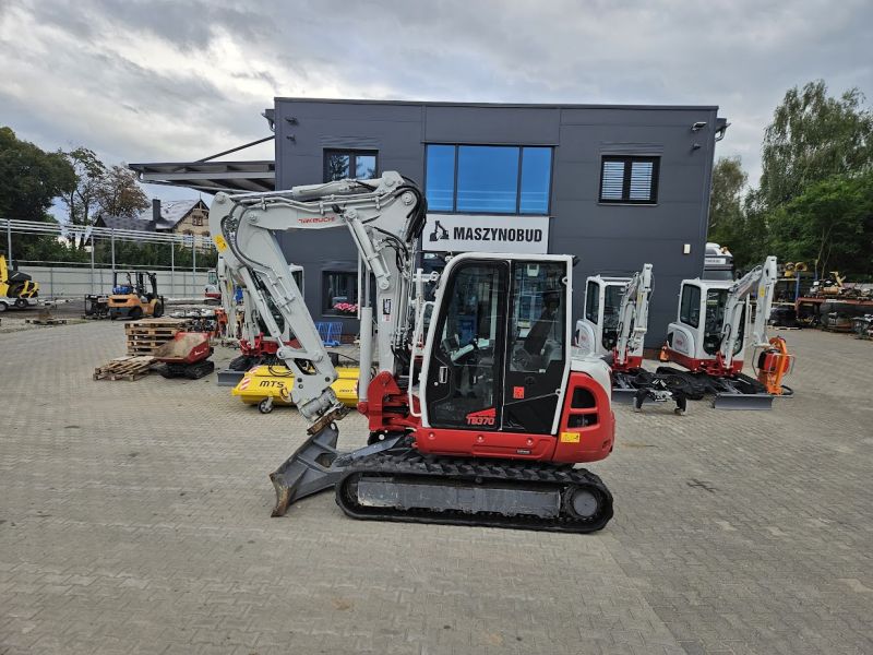 Koparka gąsienicowa TAKEUCHI TB 370 V3