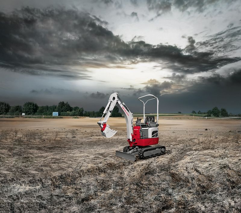 Koparka kompaktowa TAKEUCHI TB 210 R